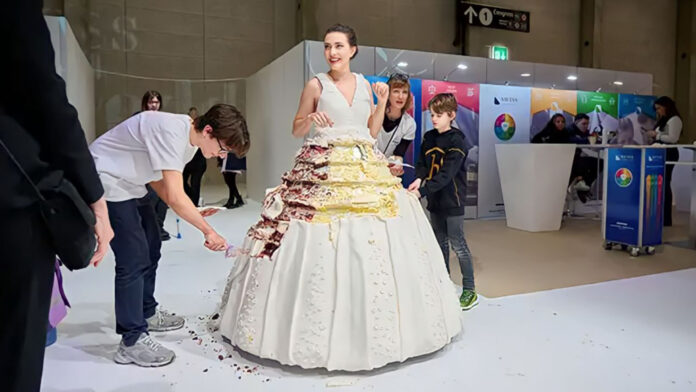 20230310-PAGEONE-New-Guinness-World-Record-Wearable-Cake-Dress