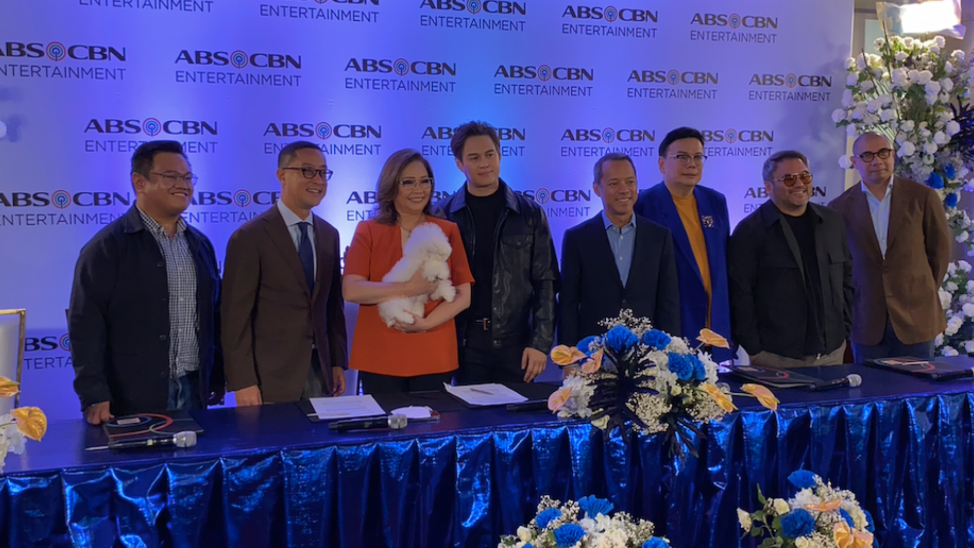 Enrique Gil Remains A Kapamilya, Signs Exclusive Contract With Abs-Cbn ...